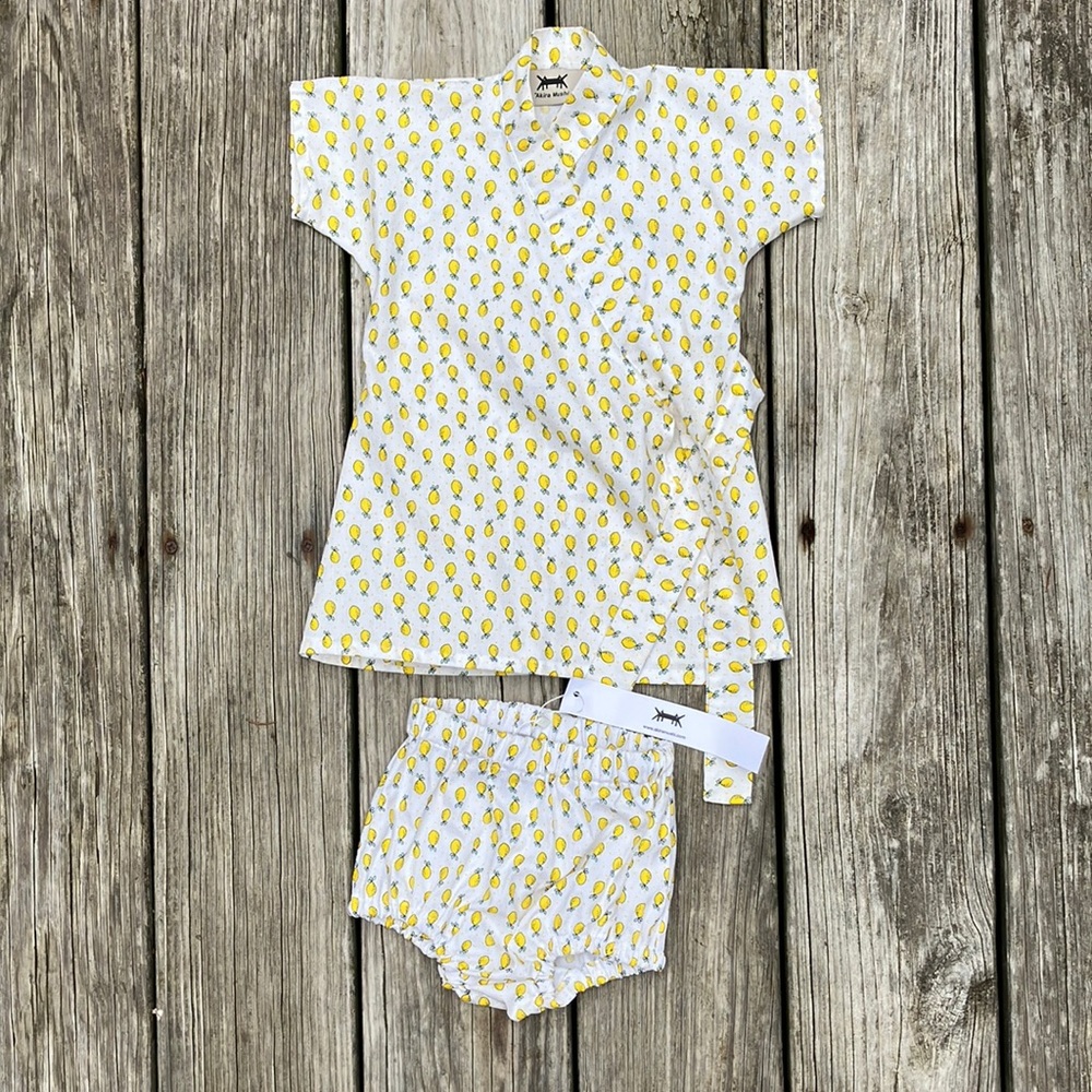Akira Mushi set of bloomers and kimono